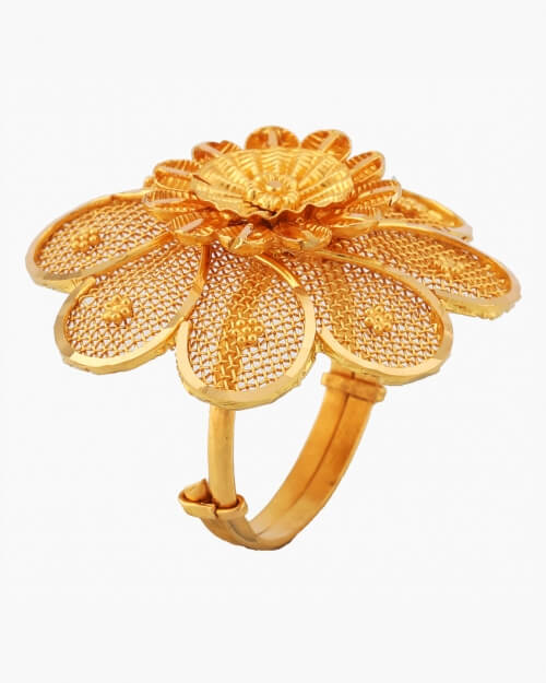 Sawansukha Ladies Gold Ring